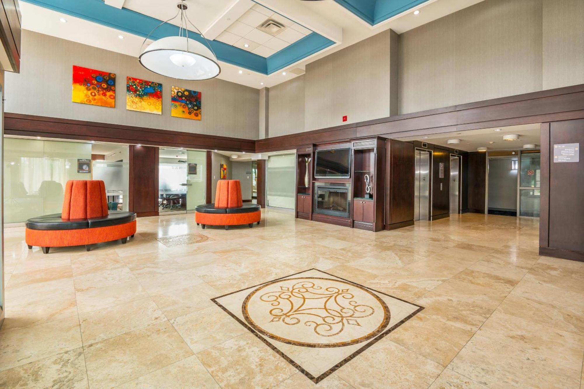 Comfort & Conference Centre Airport Inn Toronto